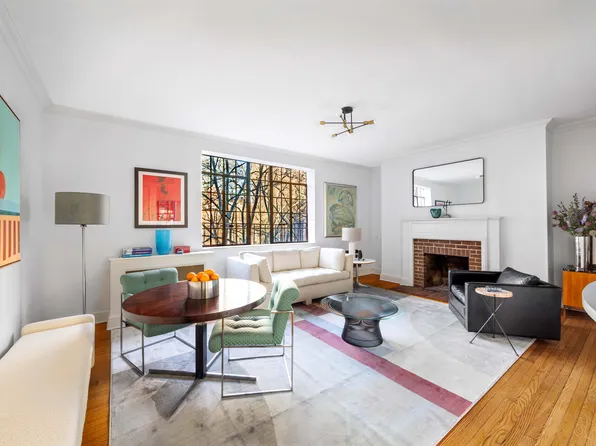 333 East 41st Street image 1 of 7