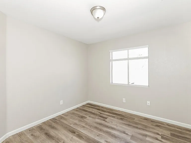 6939 Wineberry Dr — Photo 14