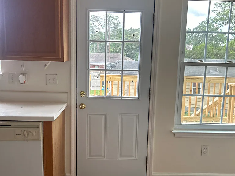 605 Old Town Rd #A — Photo 3