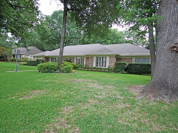 3rd image of 8233 Columbia Dr