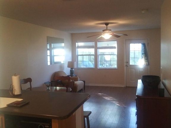 5th image of 8124 Oden Ave