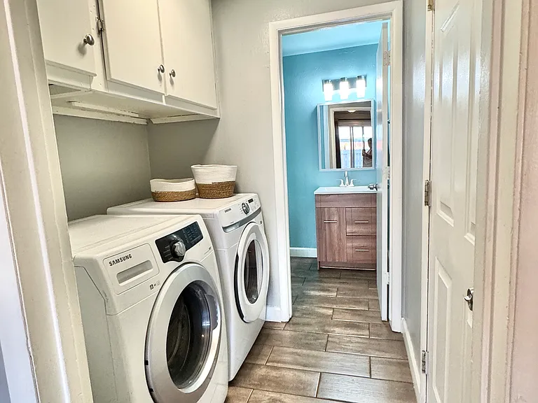 1601 London Cir — Photo 6