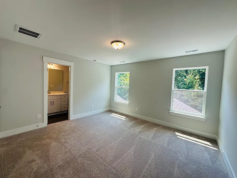 5633 Stafford Rd — Photo 8