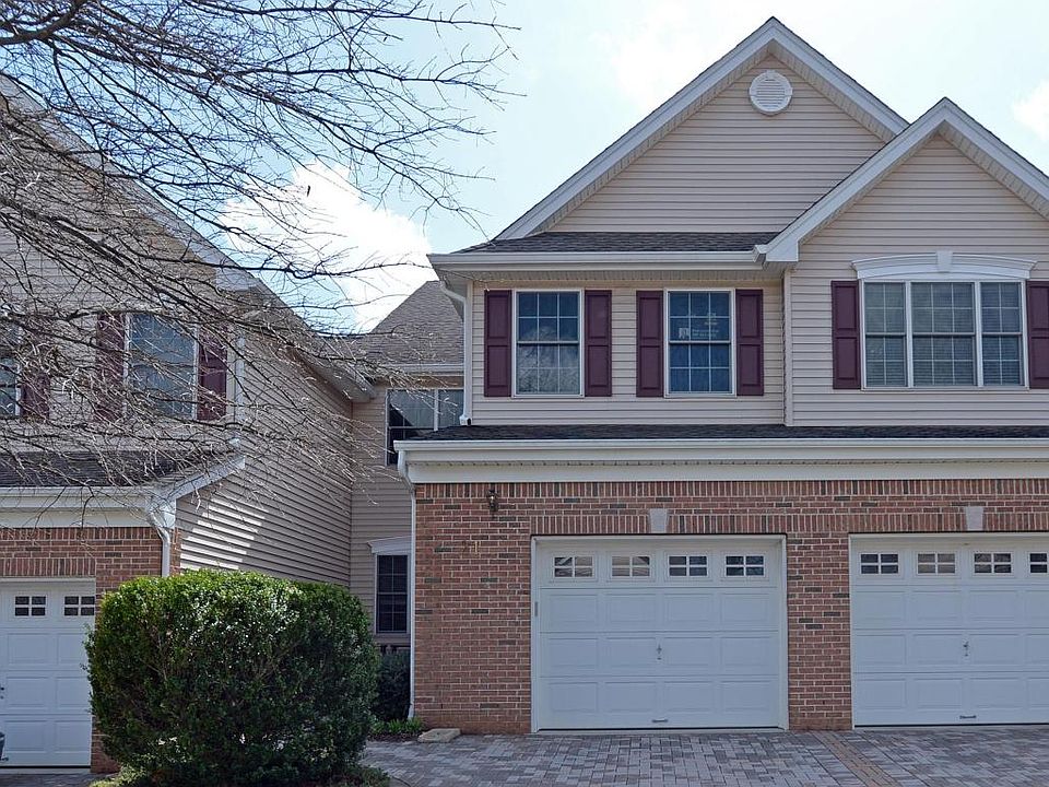 1st image of 21 Smock Ct