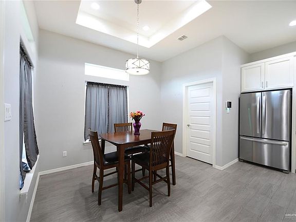 5th image of 1112 Grandeur Dr