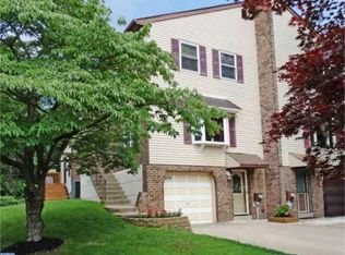 2314 Ebury Ct, Bensalem, PA 19020