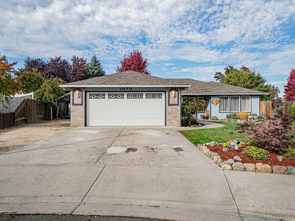 1st image of 1570 Williamsburg Cir