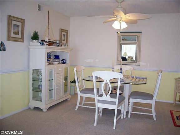 3rd image of 128 Prince St #103