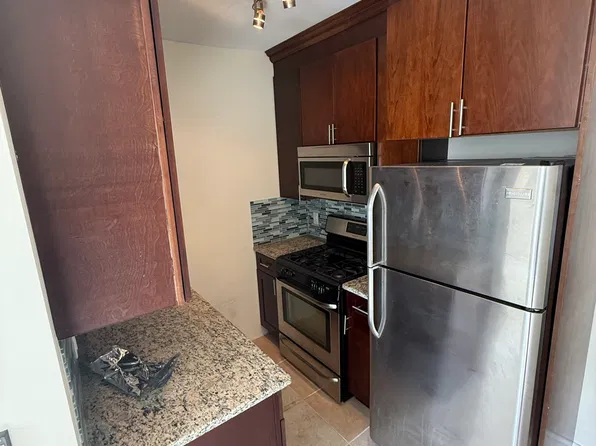 295 Main St APT 3, Eastchester, NY 10709