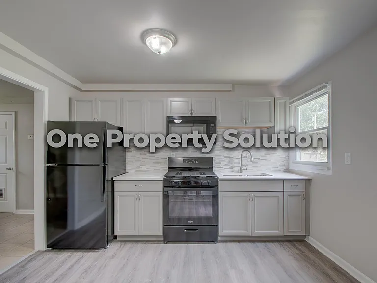 5001 Carolina St — Photo 18