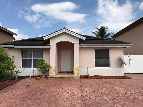 4th image of 18501 NW 56th Ave