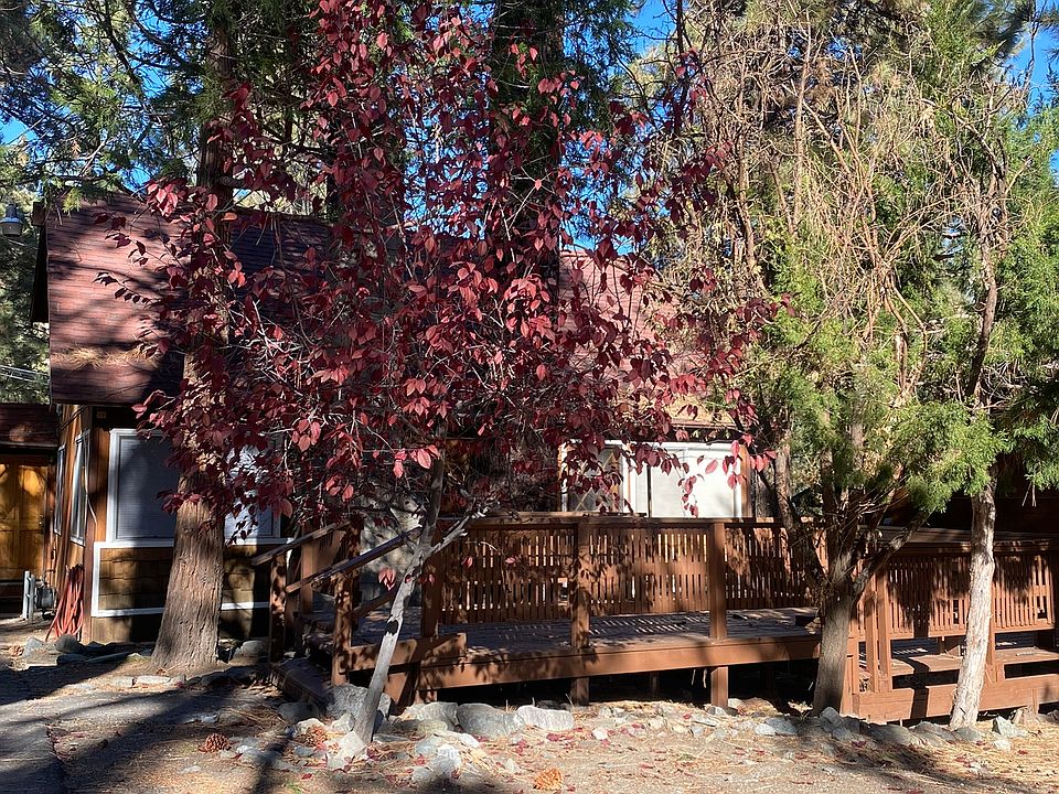 1st image of 1704 Betty St