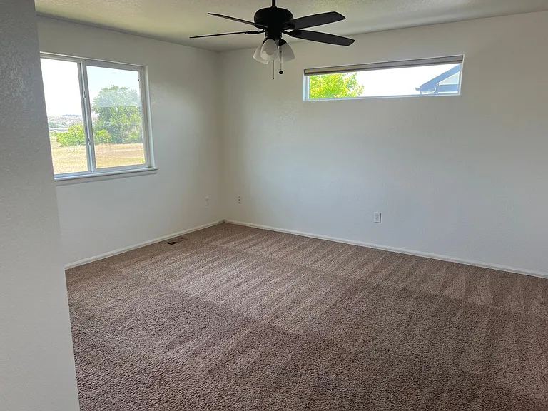 301 W Cottonwood St — Photo 8