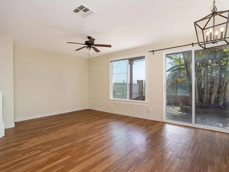 2103 Palo Alto Dr #80 — Photo 1