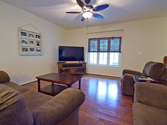 3rd image of 12527 Wilderness Park Dr