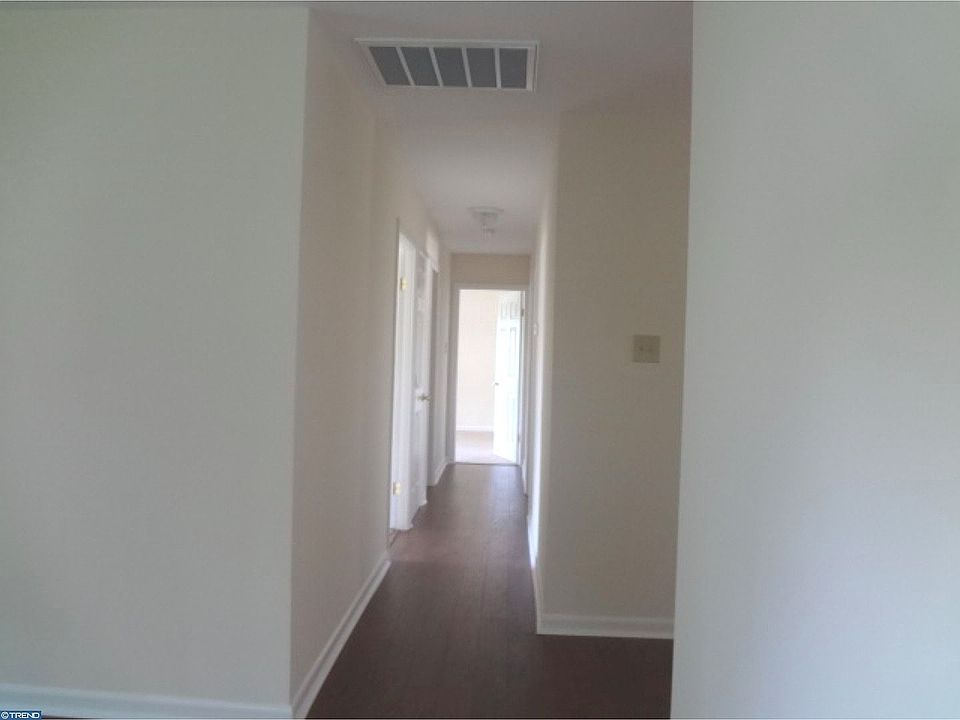 1st image of 243 Evergreen Dr