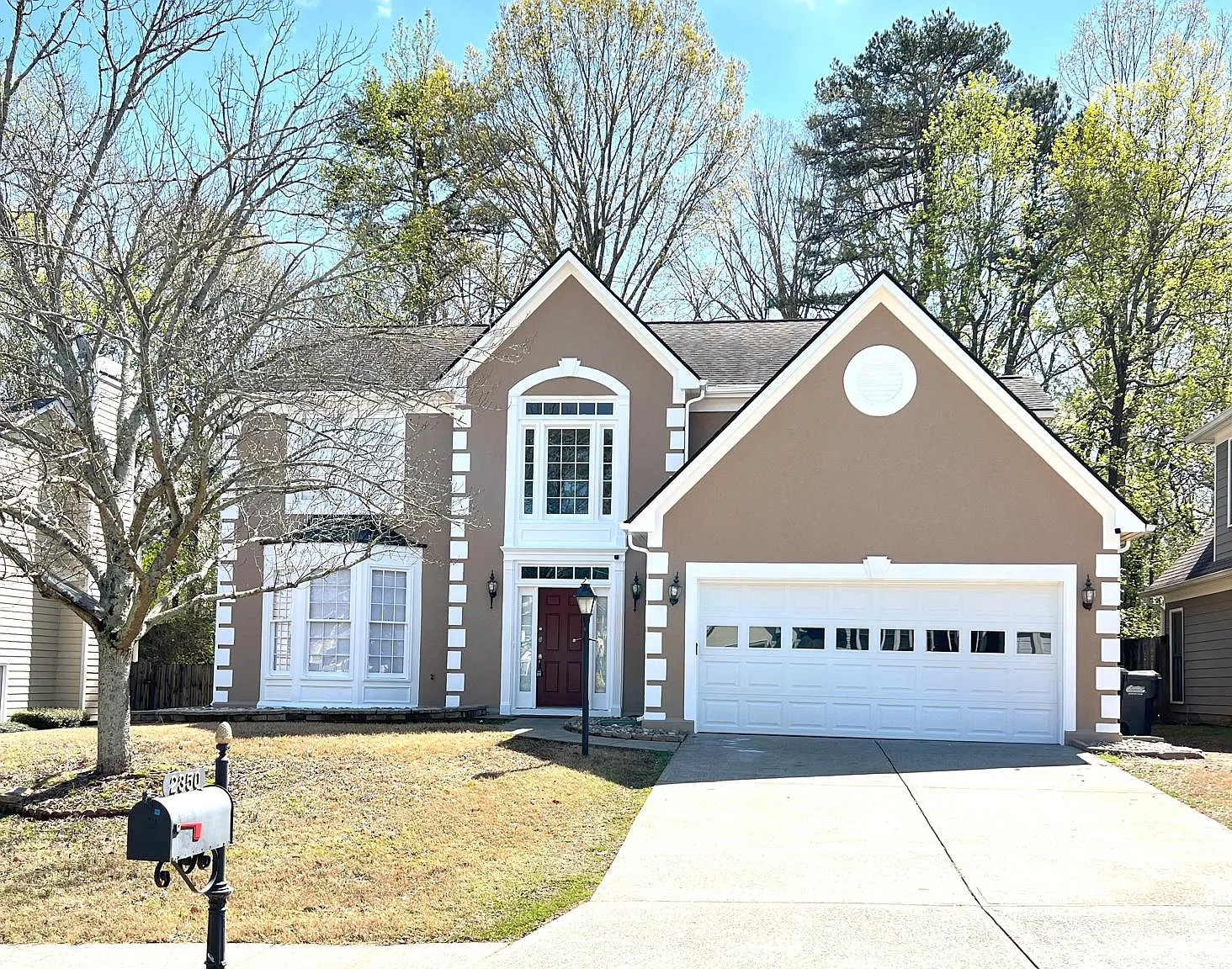 3 bed, 2.5 bath, 2354 sqft, $3,100 — Photo 1