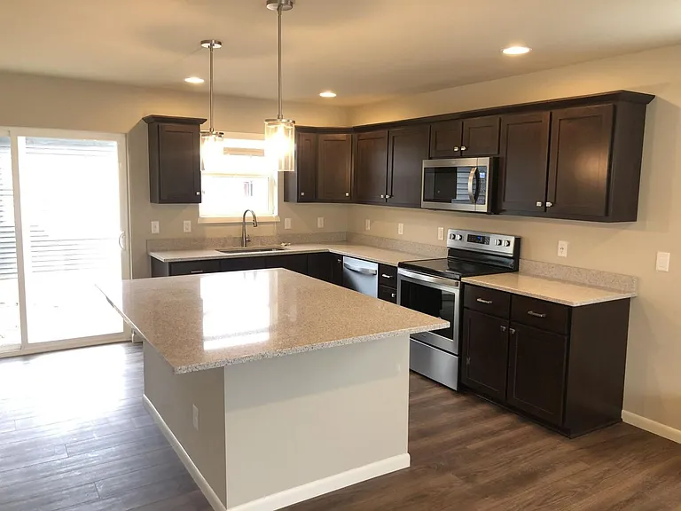 Sun Prairie Twin Home — Photo 2