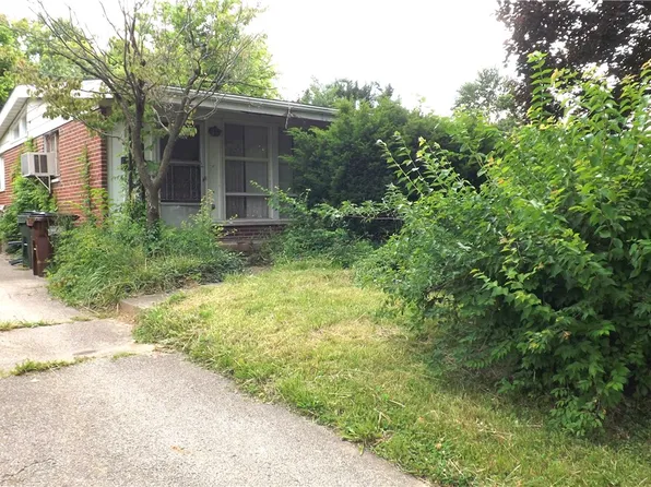 2558 La Plata Dr, Dayton, OH 45420