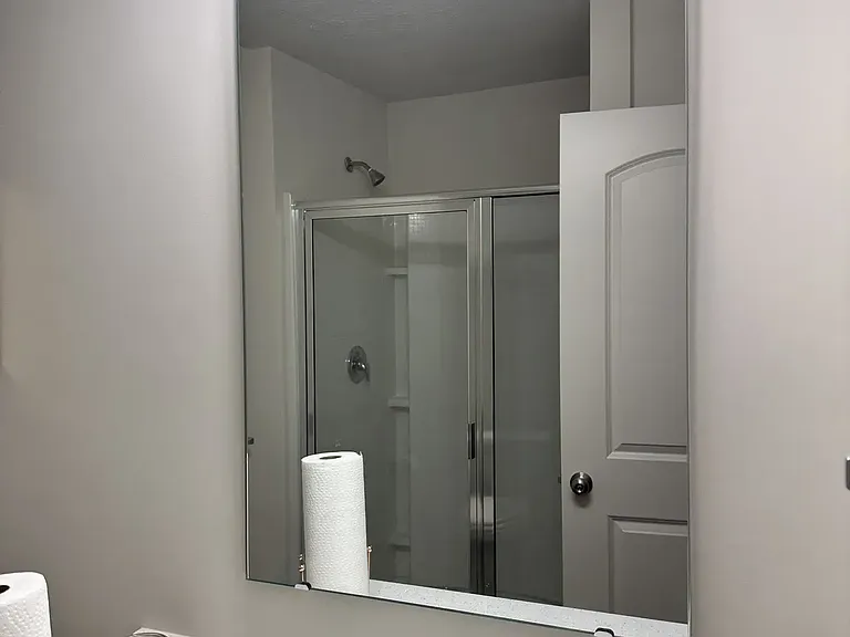 Full bathroom conveniently located near the in-law suite