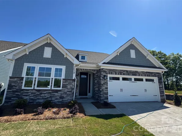 3070 Constitution Ln, Gastonia, NC 28056