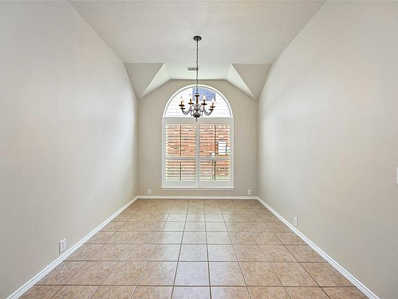 3rd image of 3122 Farrel Hill Street
