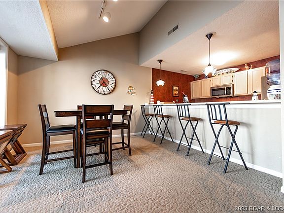 5th image of 258 Windsor Bay Dr APT 4C