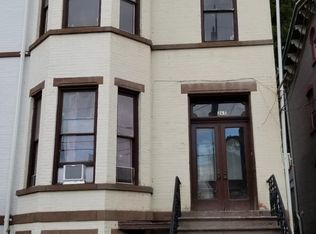 265 Grand St APT 1, Newburgh, NY 12550