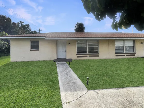328 Cape Coral Pkwy W, Cape Coral, FL 33914