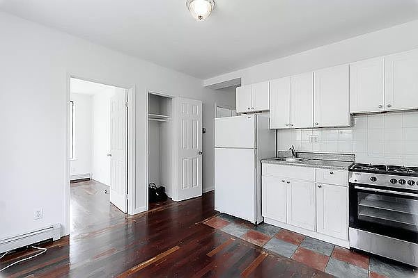1st image of 115 Lexington Ave APT 5A