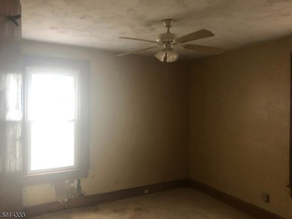 5th image of 23-25 Grand Ave