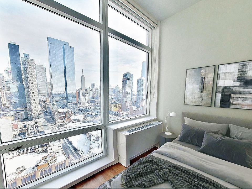1st image of 610 W 42nd St #S15j