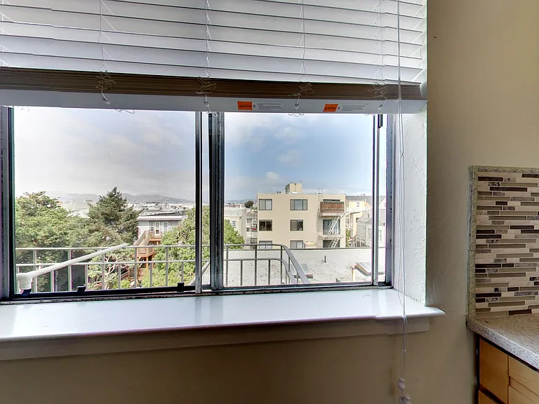 2228 Union St #209 — Photo 9