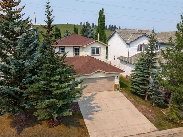 100 E Bow Ridge Cres, Cochrane, AB T4C 1V2