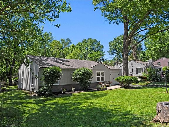 3rd image of 6513 Georgia Ave