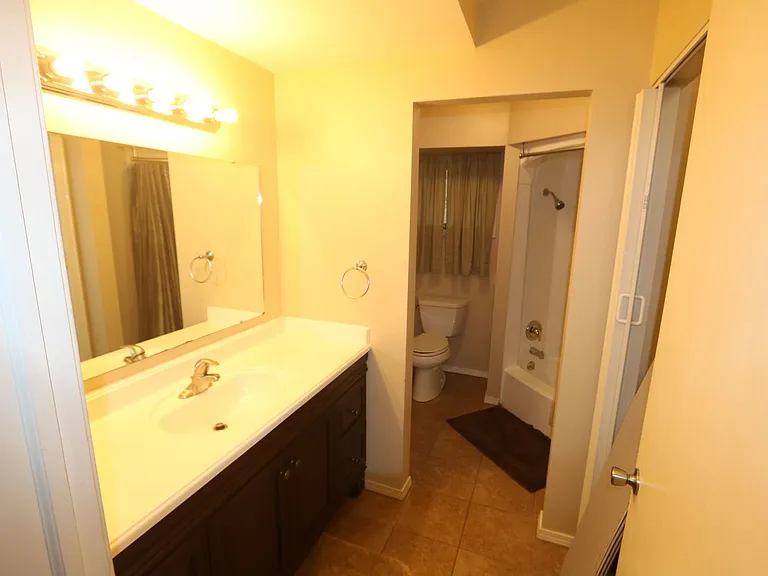 2727 S Lakeshore Dr #A-4 — Photo 11