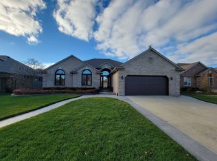 49479 Lehr Dr, Macomb, MI 48044
