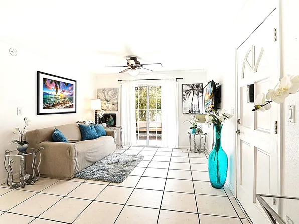 160 Keonekai Rd APT 1-103, Kihei, HI 96753