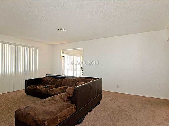 4th image of 3713 Bonanza Cir