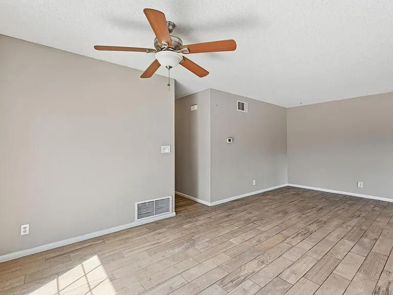 2825 College Blvd #2825 — Photo 13