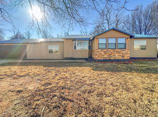 29047 State Highway 152, Minco, OK 73059