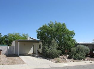 6980 N Village View Dr, Tucson, AZ 85741