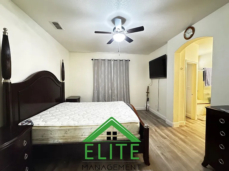 9009 Tillander Way — Photo 3