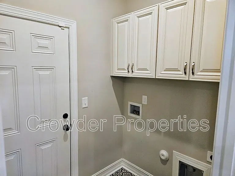 1016 Condon St — Photo 25