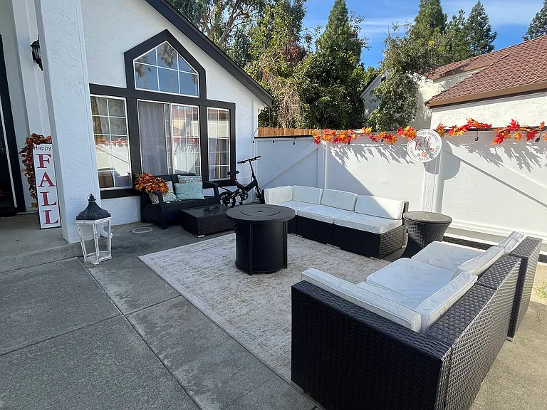 641 Cordelia Cir — Photo 6