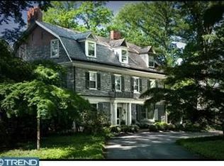 527 Saint Davids Ave, Wayne, PA 19087