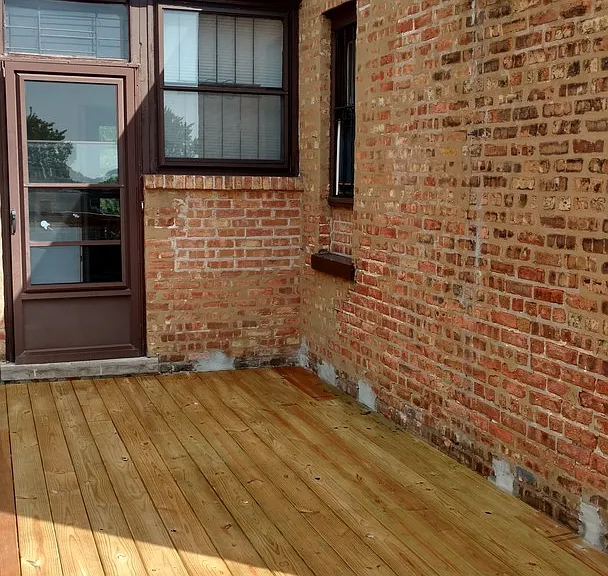 2633 W Ainslie St — Photo 7