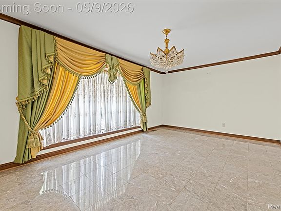 5th image of 38219 Santa Anna St