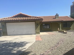 221 Winchester Ct, Alamogordo, NM 88310