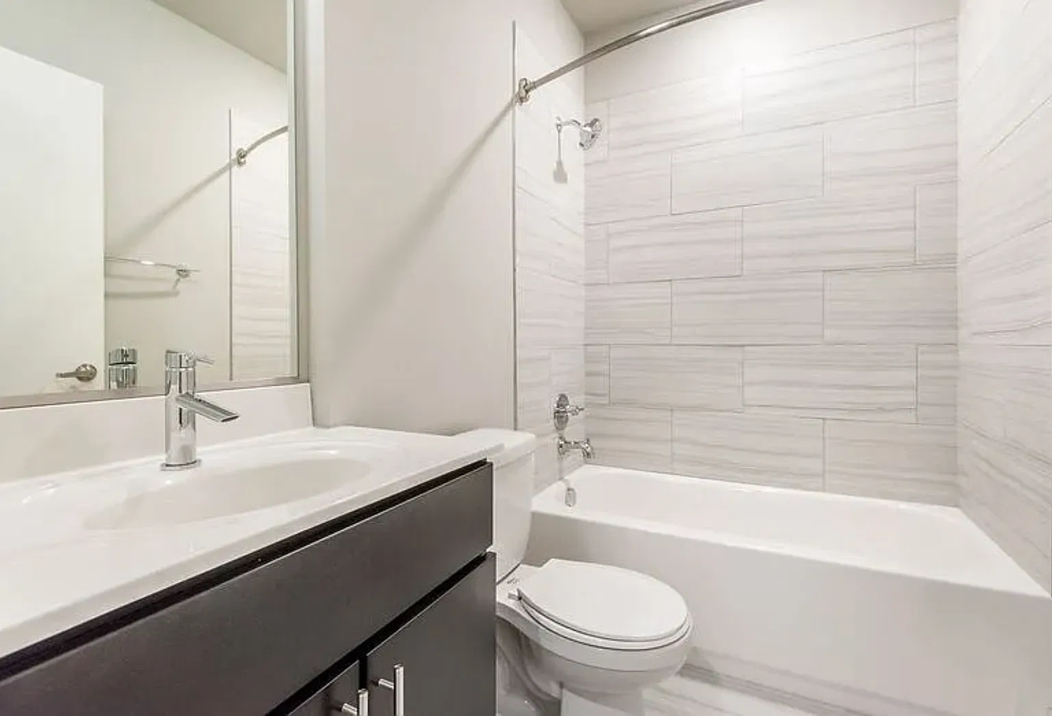 1 bed, 680 sqft, $1,400 — Photo 3